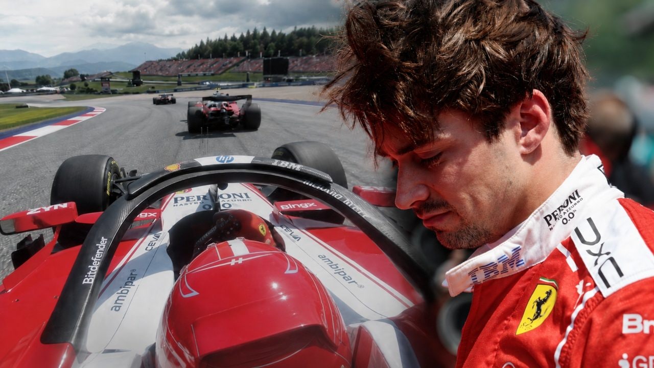 Leclerc resta senza parole dopo la disfatta nel GP Austria: imbarazzo nel team radio col muretto Ferrari