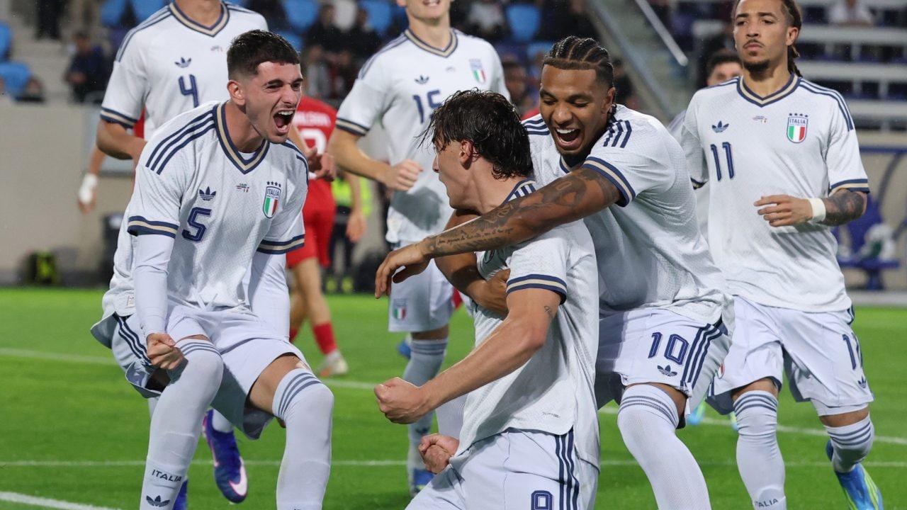 L’esultanza dell’Italia dopo il gol decisivo di Esposito.