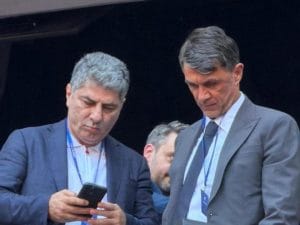 Paolo Maldini rompe col Fenerbahce, Safi lo acclama poi perd
