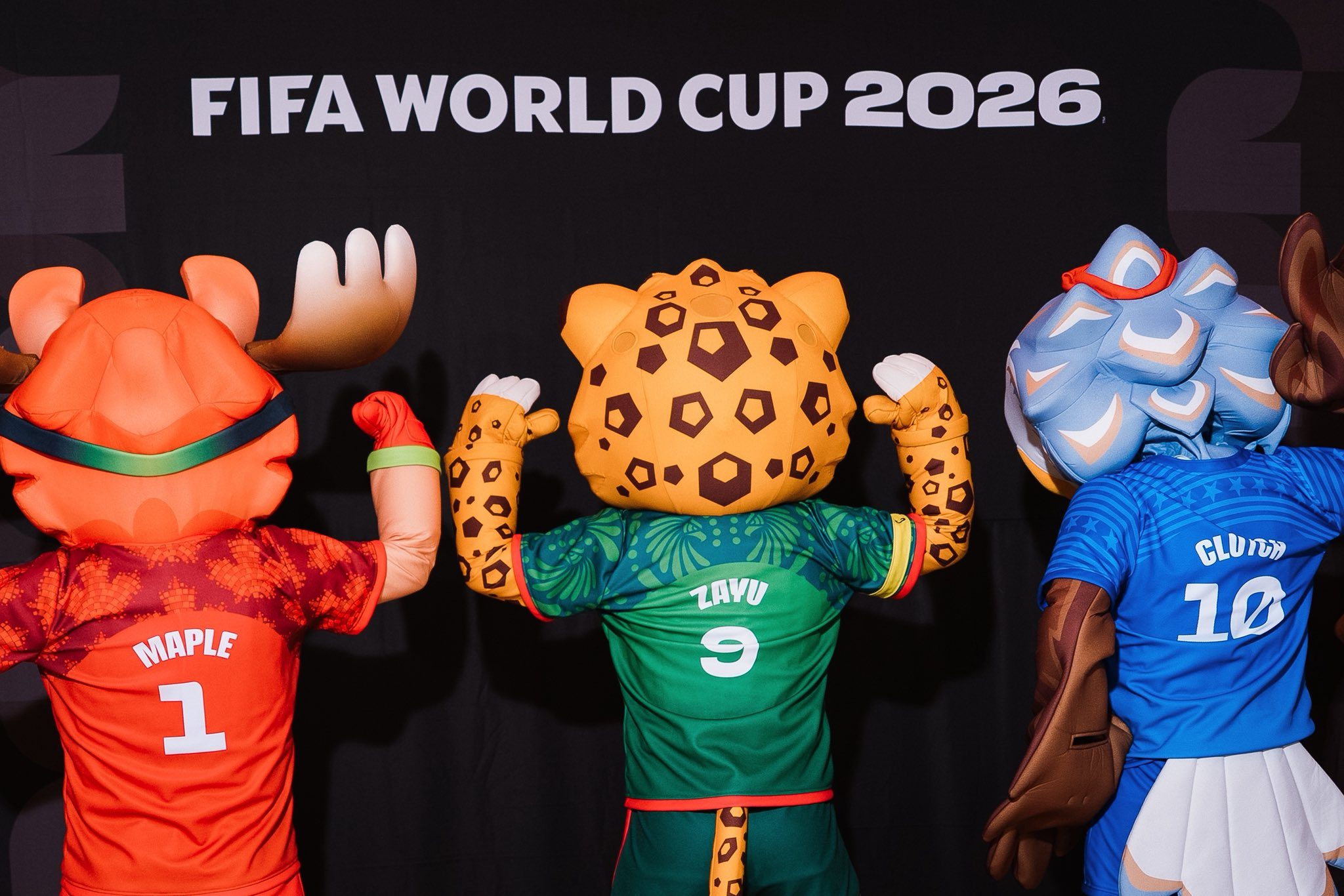 Le tre mascotte ufficiali che accompagneranno i Mondiali 2026 mostrano i rispettivi nomi