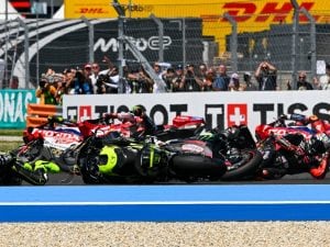 Jorge Martin punito dalla MotoGP dopo l’incidente con Bezzec