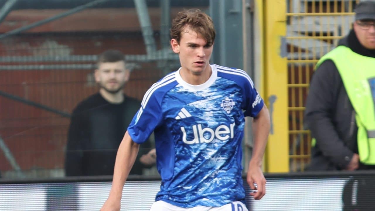 Calciomercato, news di oggi in diretta: in corso l'incontro per Nico Paz tra Como e Real Madrid, l'Inter aspetta. Juve su Svilar e Kolo Muani. Mancini o Conte CT