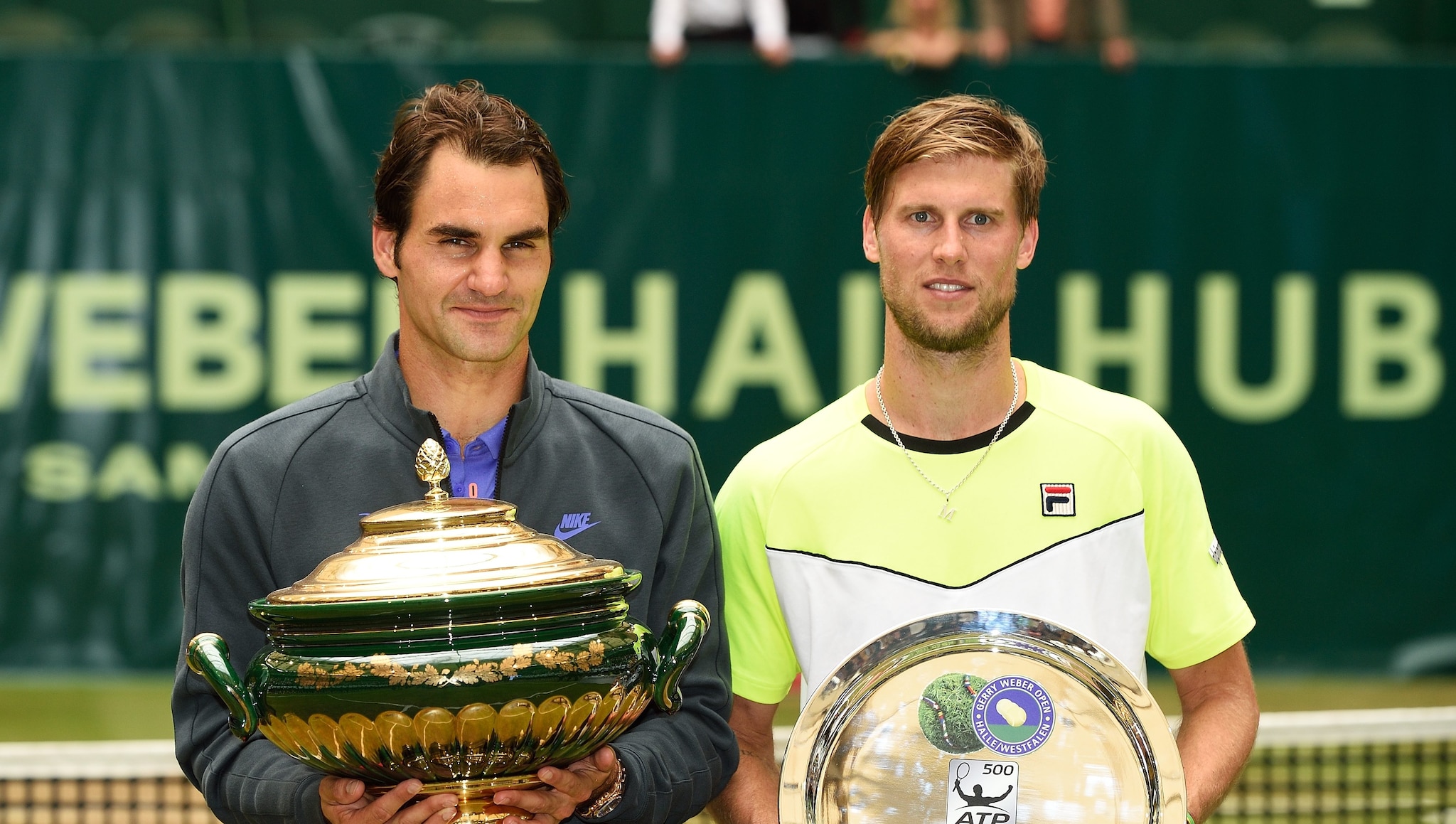 Seppi e Federer in occasione di una premiazione