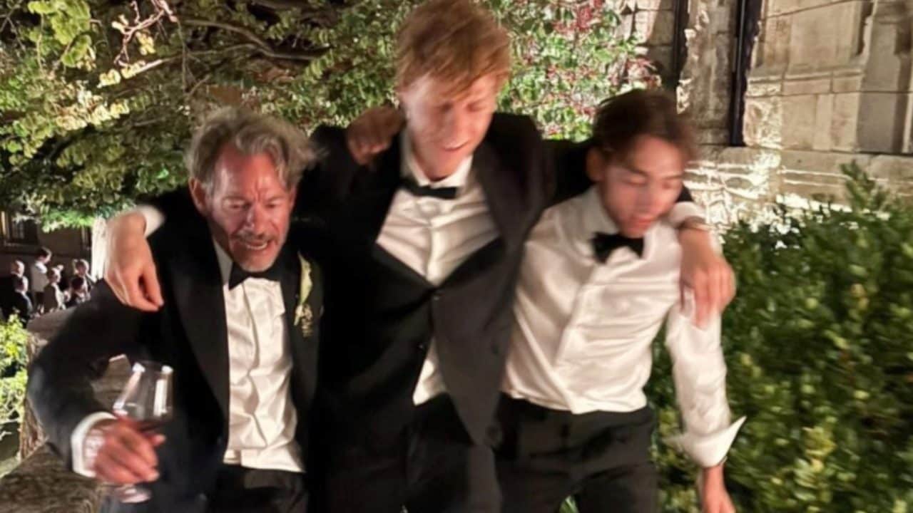 Jannik Sinner al matrimonio di Mondo Duplantis, storia di una vera amicizia e una foto sorprendente