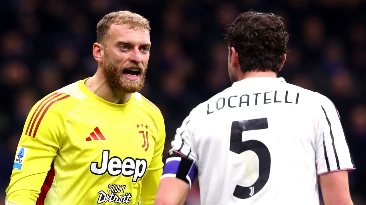 Di Gregorio interviene dopo lo sfogo dell'agente sulla Juve: "Prendo le distanze". Deve difendere i compagni