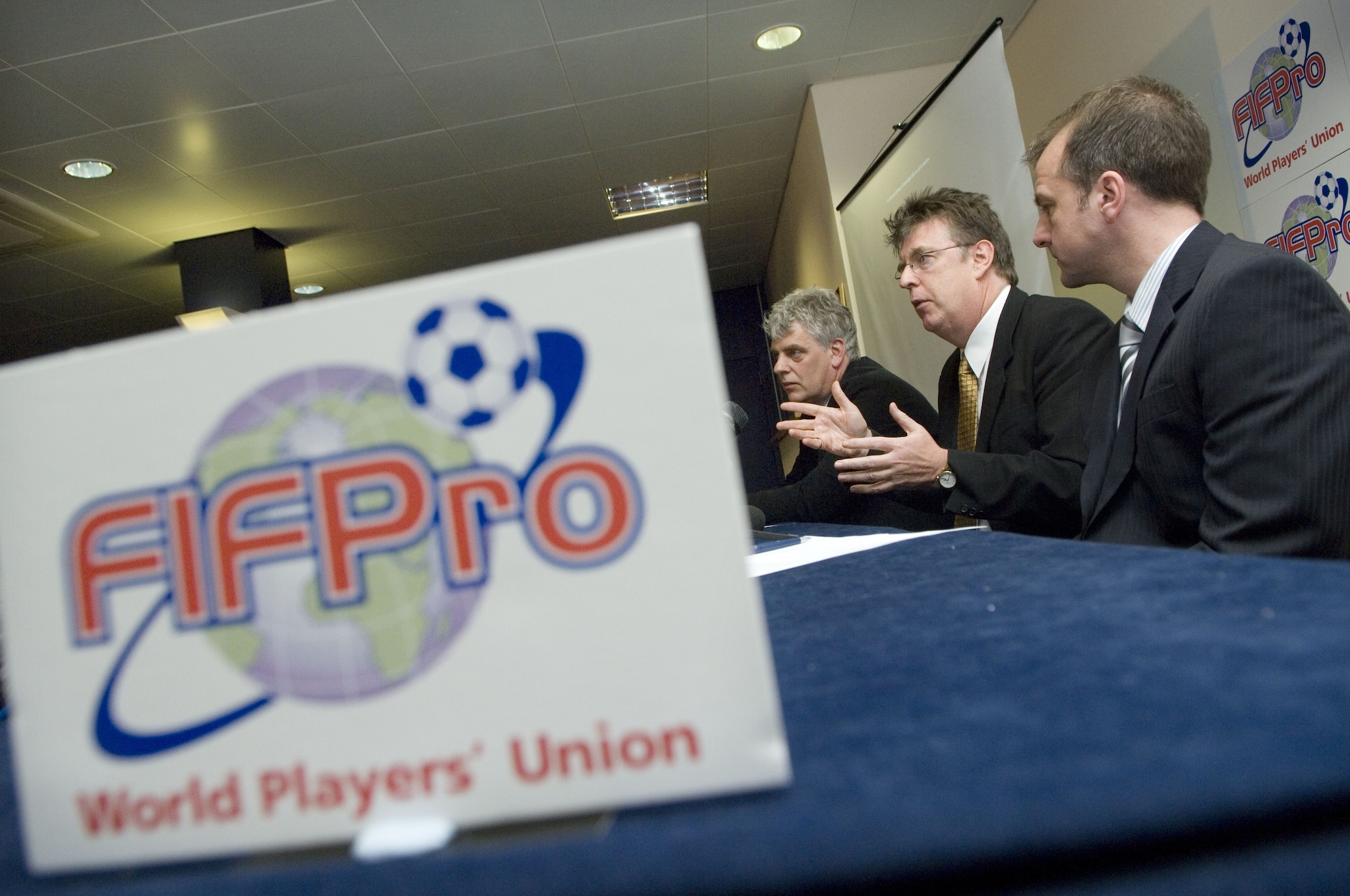 FIFPro, la federazione internazionale dei sindacati dei calciatori.