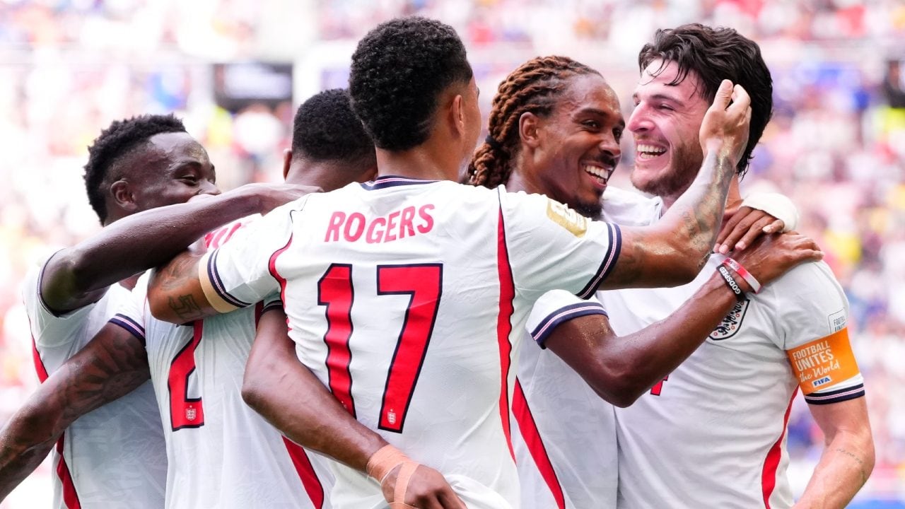 L'Inghilterra si prende il terzo posto ai Mondiali: 10 gol e spettacolo nella finalina contro la Francia