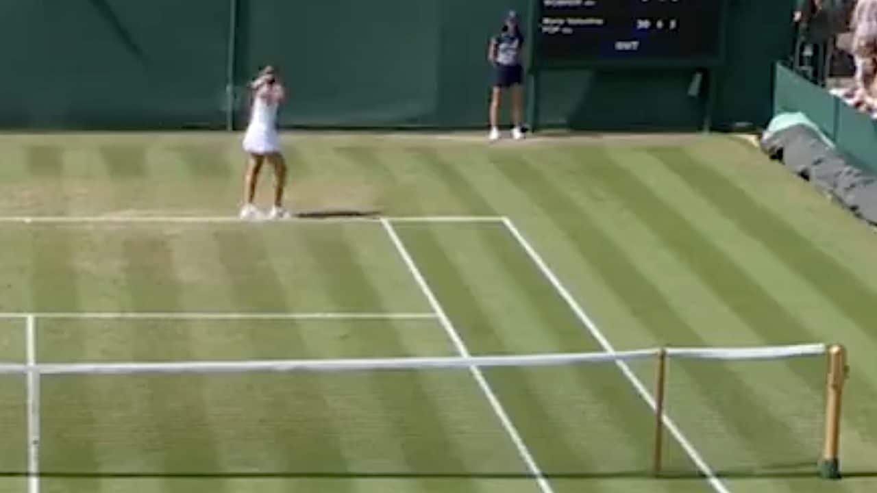 Ida Wobker squalificata da Wimbledon a 15 anni: "Nell'ufficio dell'arbitro piangeva. Si vergognava"