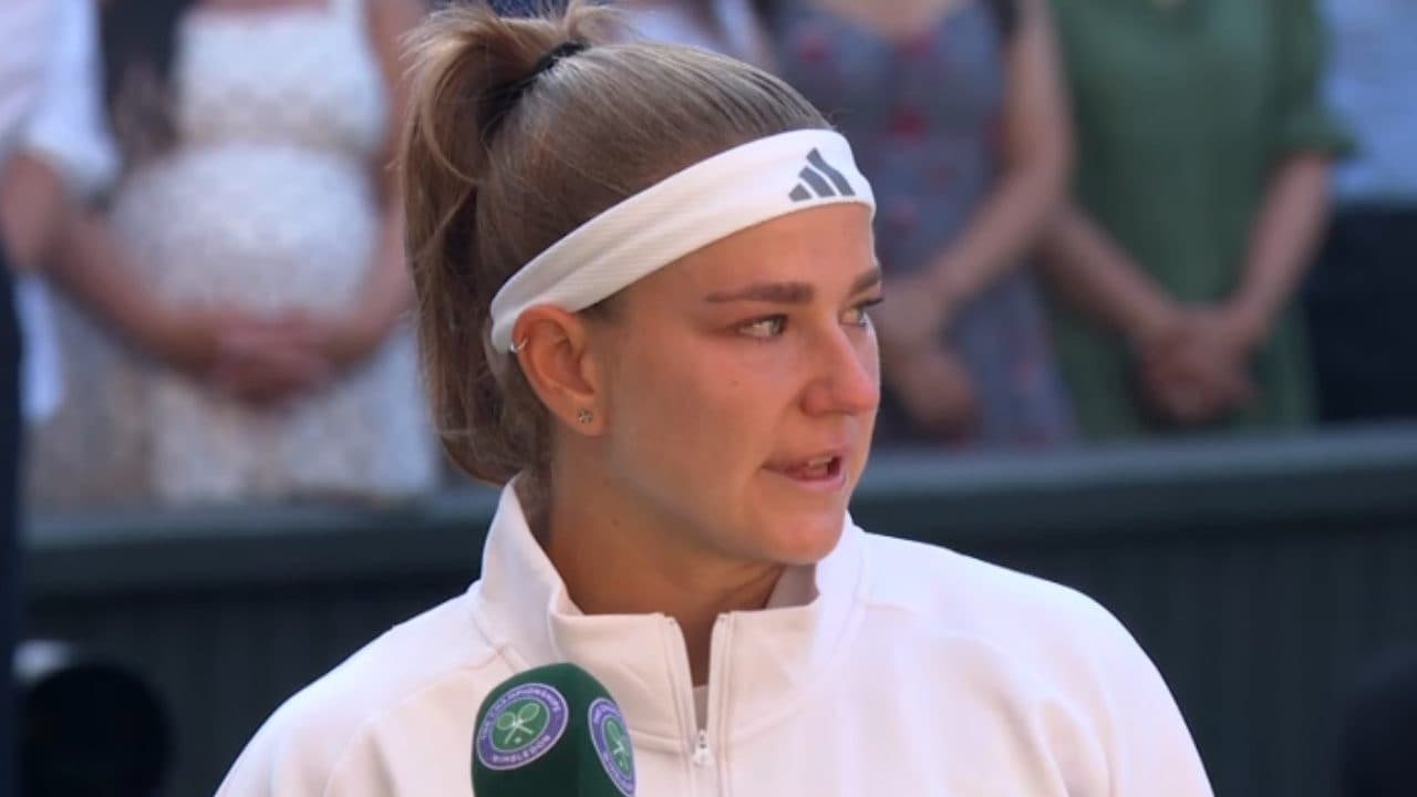 Karolina Muchova perde la finale di Wimbledon, poi verso la Noskova: "Linda è una mia ex amica"