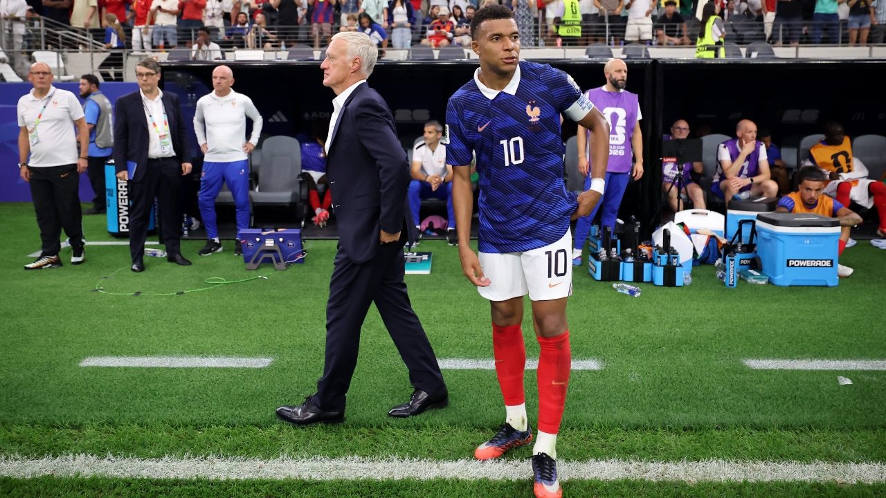 Mbappé scrive a Deschamps prima di Francia-Inghilterra: "Meritavi un finale migliore, ma abbiamo fallito"