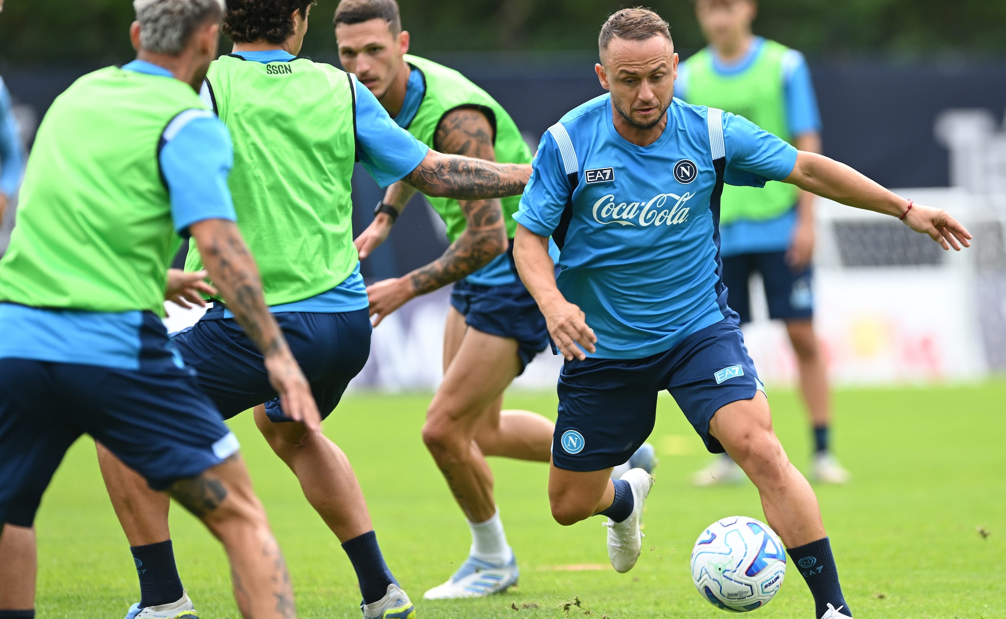 Napoli-Arezzo, dove vederla oggi in diretta TV e streaming: le formazioni ufficiali dell'amichevole