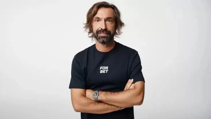 Pirlo col marchio Fonbet sulla maglia