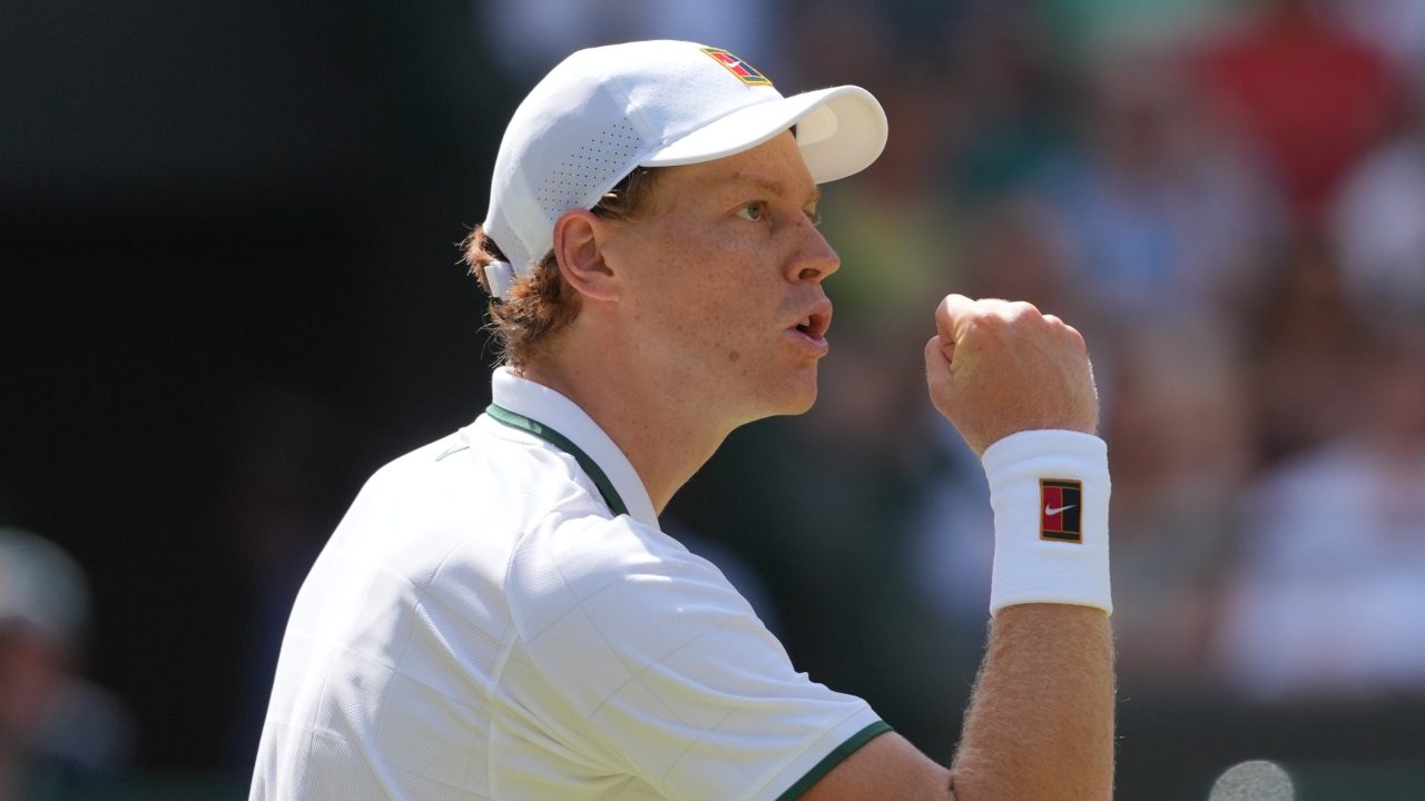Quando si gioca Sinner-Djokovic in semifinale a Wimbledon 2026, data e orario del terzo atto a Londra