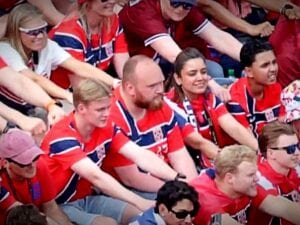 Tifoso norvegese rifiuta la Viking Row ai Mondiali