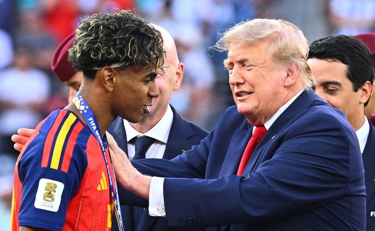 Trump ripeteva la stessa frase ad ogni calciatore nella premiazione ai Mondiali: svelato il labiale