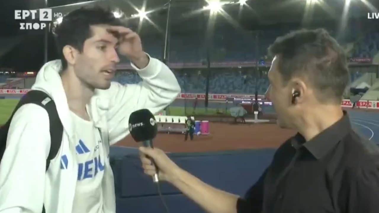 Tentoglou abbandona l'intervista e scappa via: "Ho fatto una ca..ata, ho dimenticato la medaglia d'oro"