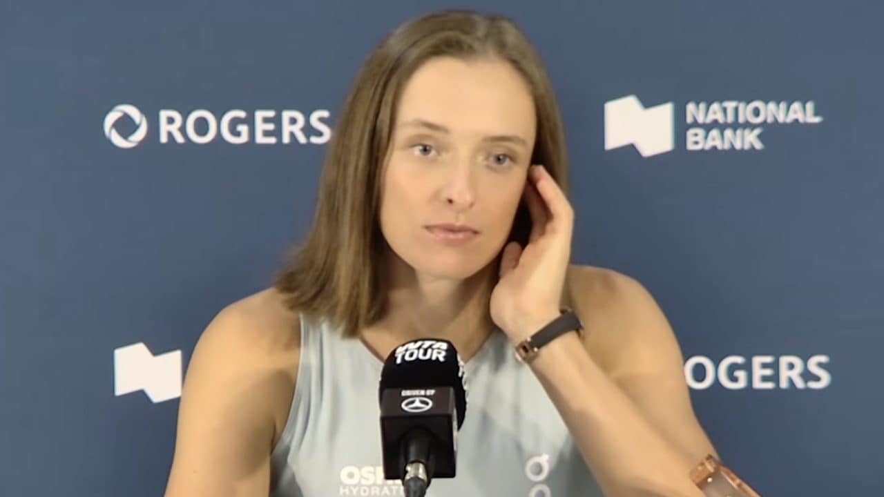 Iga Swiatek aspettava la vittoria a Toronto per sfogarsi con chi si nasconde: "Quanto rumore inutile"