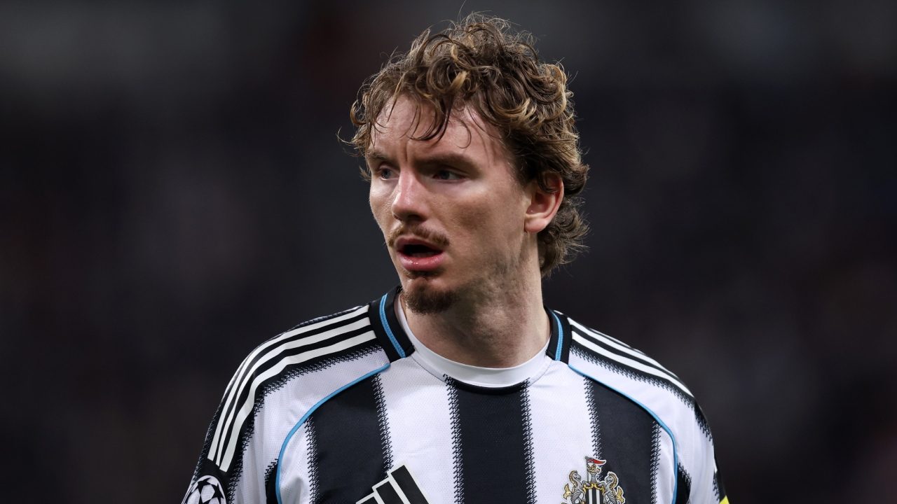 Chi è Nick Woltemade, nuovo attaccante della Juve pagato 90 milioni un anno fa: "Sono stati idioti"