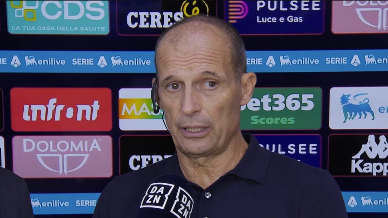 Allegri sul primo gol del Napoli al Genoa: "Neanche quando avevo dieci decimi a 15 anni avrei visto quel fallo lì"