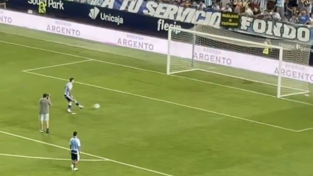 Rigore senza portiere e trofeo vinto: il Fulham abbandona il campo nell'amichevole contro il Malaga