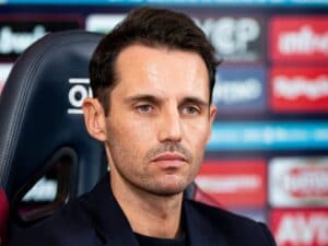 Squalificato il ds del Genoa Diego Lopez per aver ostacolato l'arbitro