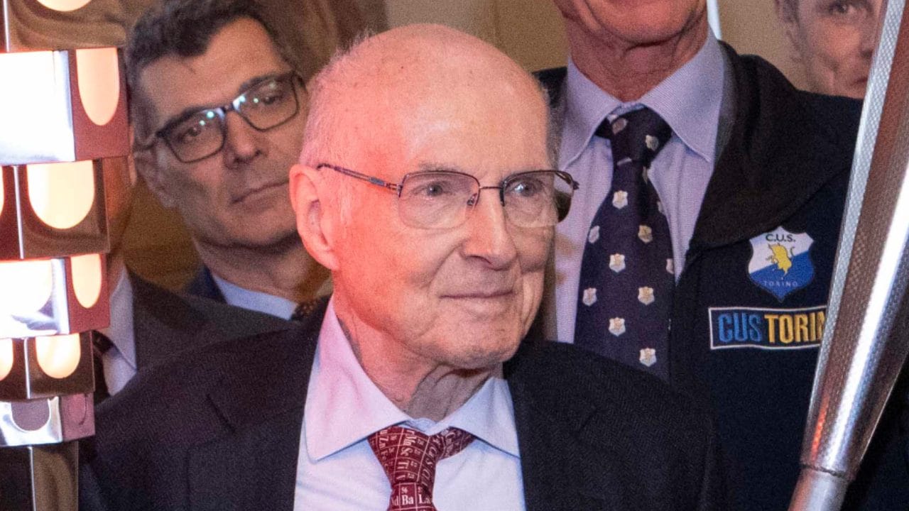 È morto Livio Berruti, campione olimpico sui 200 metri a Roma: fu il primo europeo a vincere in questa specialità ai Giochi