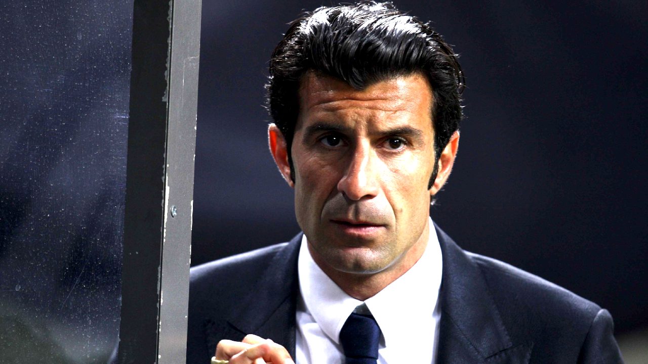 Luis Figo attacca Infantino: "Persona vile, falsa e codarda: non deve avere futuro nello sport"