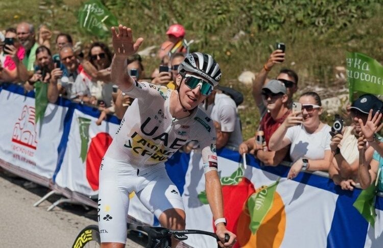 Pogacar sconfitto nella Pogi Challenge da un medico tedesco: "Guardavo la sua foto ogni volta che sentivo dolore"