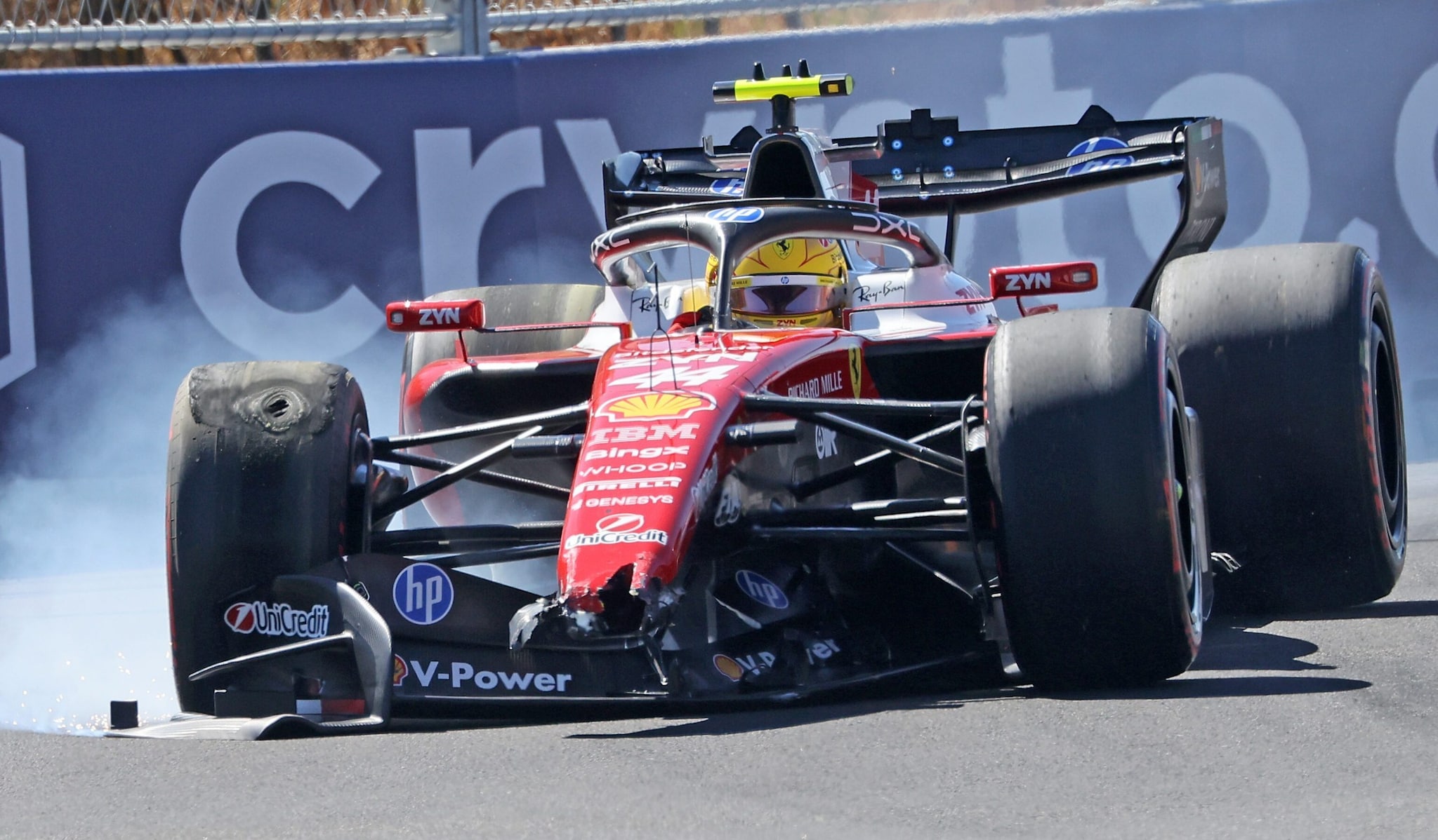 Hamilton ignora 5 volte l'ordine della Ferrari: a Madrid esplode un nuovo caso dopo Leclerc