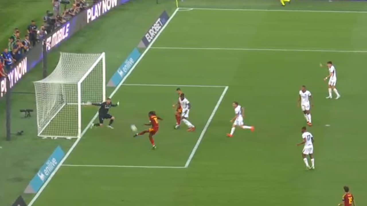 Il secondo gol di Koné all’Inter prima annullato poi convalidato: perché è cambiata la decisione