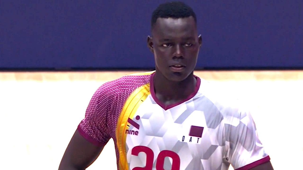 Chi è Madut, il gigante di 2.10 metri che a soli 13 anni sta facendo impazzire il volley mondiale