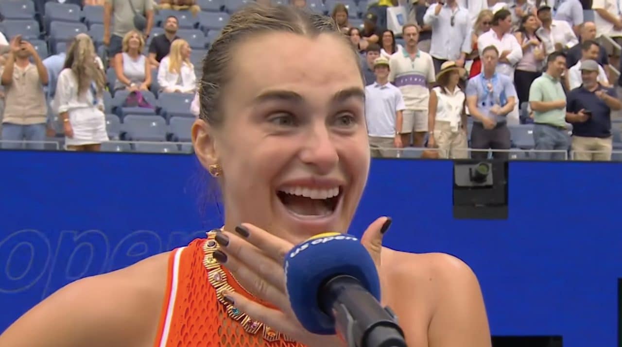 Sabalenka regala un'intervista impossibile agli US Open: "Non ho capito niente di quello che hai detto"