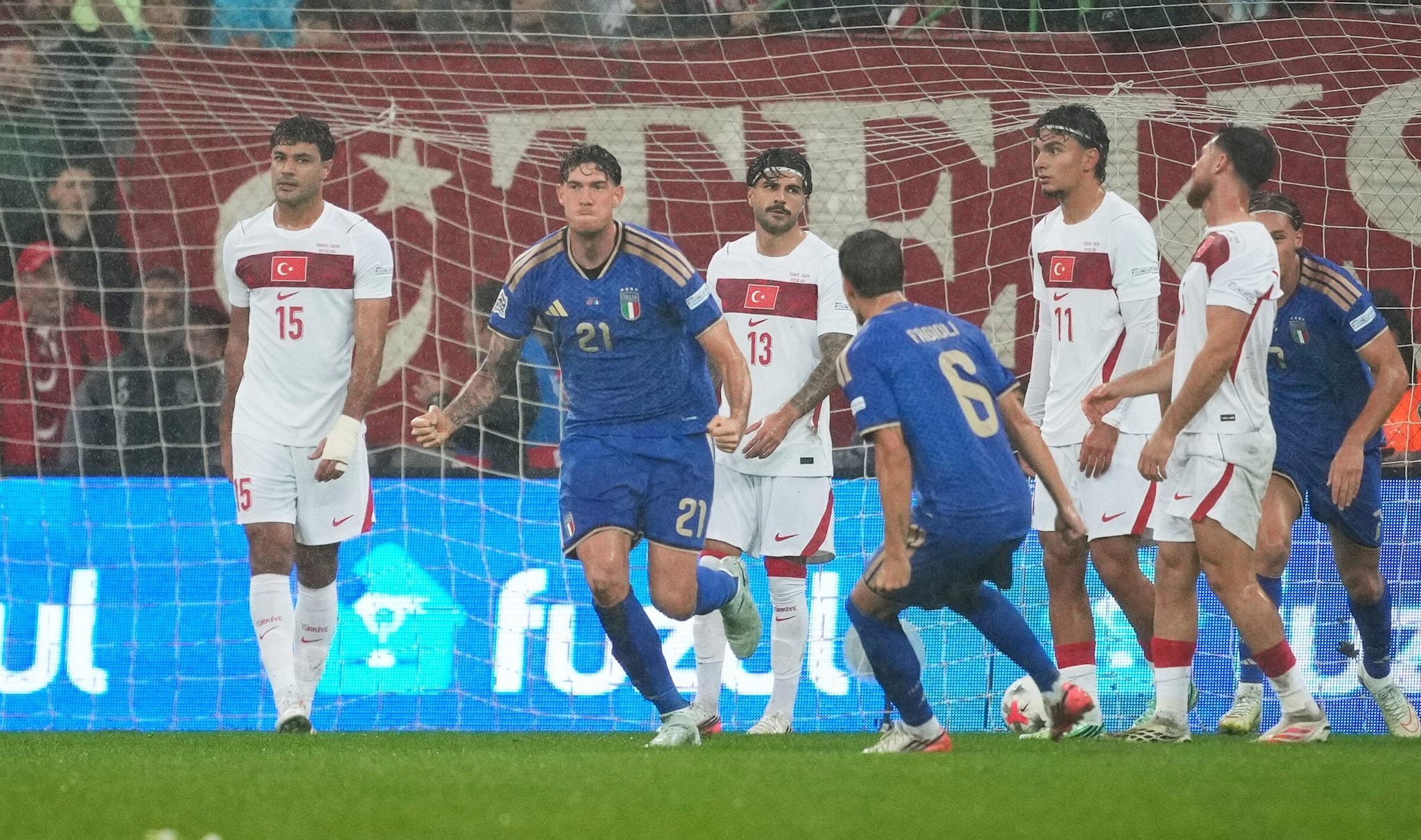 Turchia-Italia 1-4, risultato finale della partita di Nations League: gol di Bastoni, Frattesti e Kayode, gli highlights