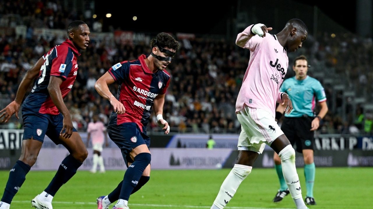 Kolo Muani evita alla Juve la sconfitta a Cagliari: pari in Sardegna dopo il vantaggio di Maldini