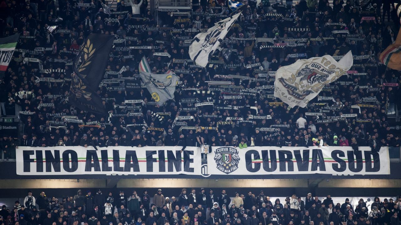 La Curva Sud della Juventus annuncia: "Con la Lazio resteremo fuori". I motivi dello sciopero del tifo