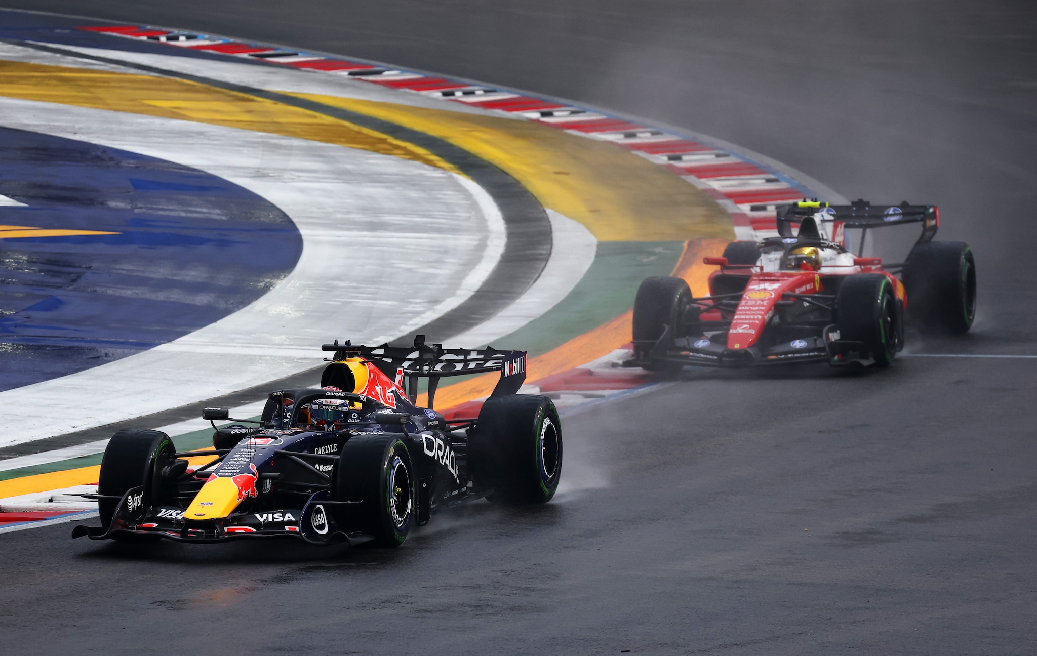 F1, la griglia di partenza del GP Singapore: Verstappen in pole a Marina Bay, Ferrari 2ª e 3ª