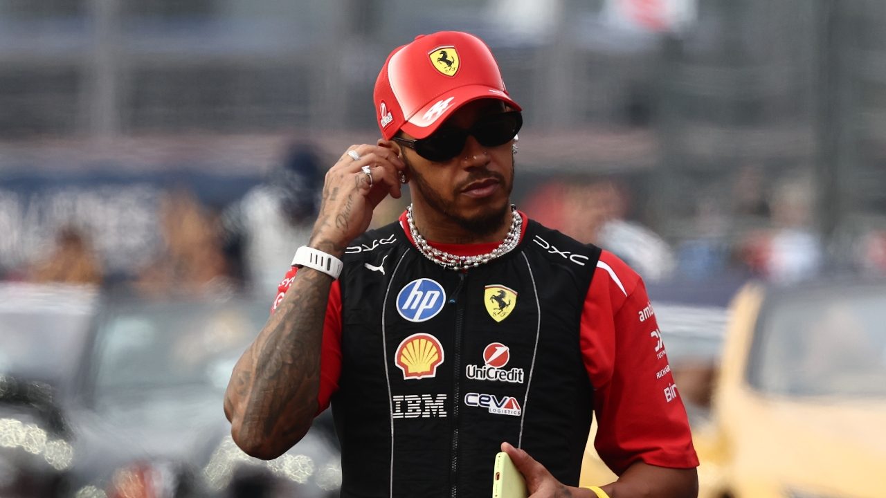 La Ferrari prenda esempio da Hamilton che quando sbaglia chiede scusa e si assume le proprie responsabilità
