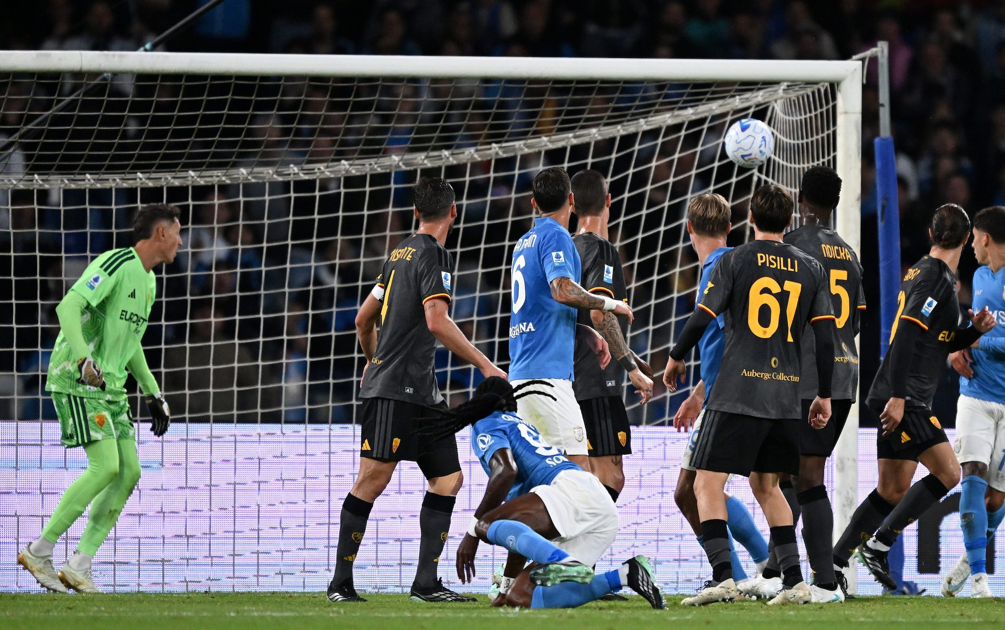 Napoli-Roma 3-3 LIVE, risultato finale della partita di Serie A: doppiette di McTominay e Balerdi, gli highlights