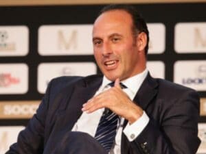 Ramon Vega sfida Infantino per la presidenza FIFA