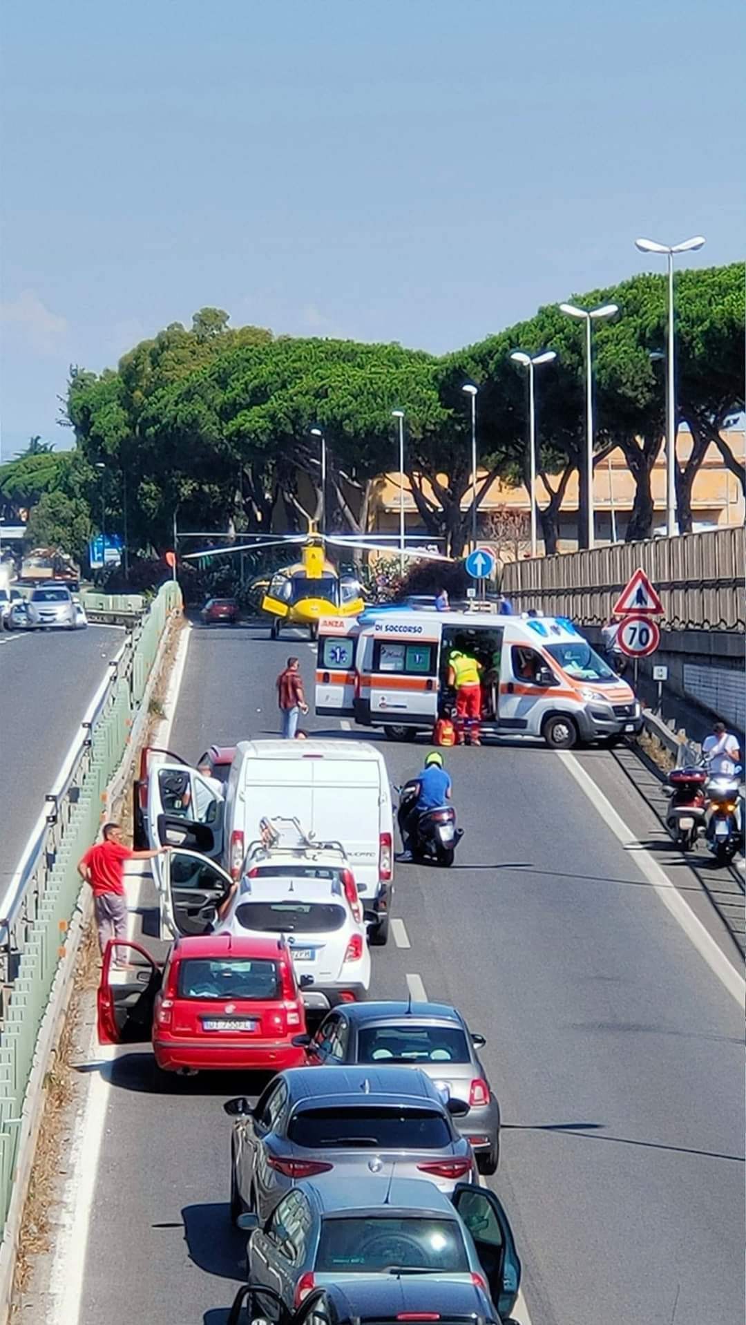 Incidente su via Appia Nuova&nbsp;