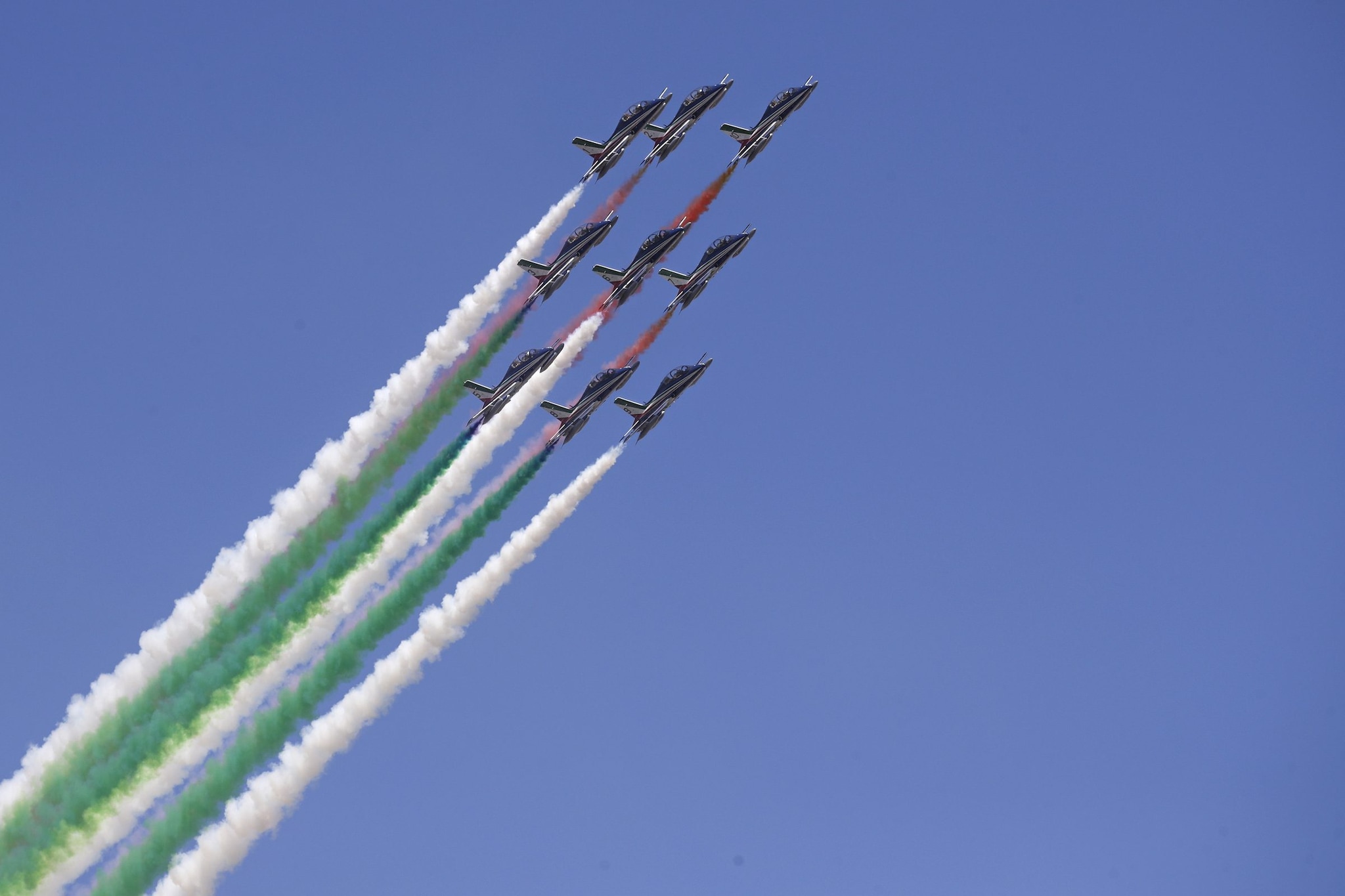 Frecce Tricolori a Roma 2021 dove vederle il 30 marzo e a che ora sorvoleranno la capitale Frecce Tricolori a Roma 2021 dove vederle il 30 marzo e a che ora sorvoleranno la capitale