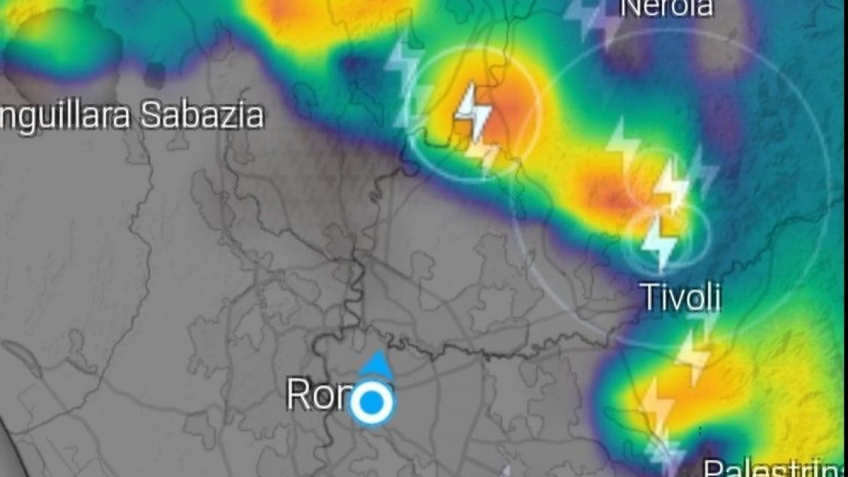 Foto Facebook pagina PER TUTTI QUELLI CHE VOGLIONO LA NEVE A ROMA