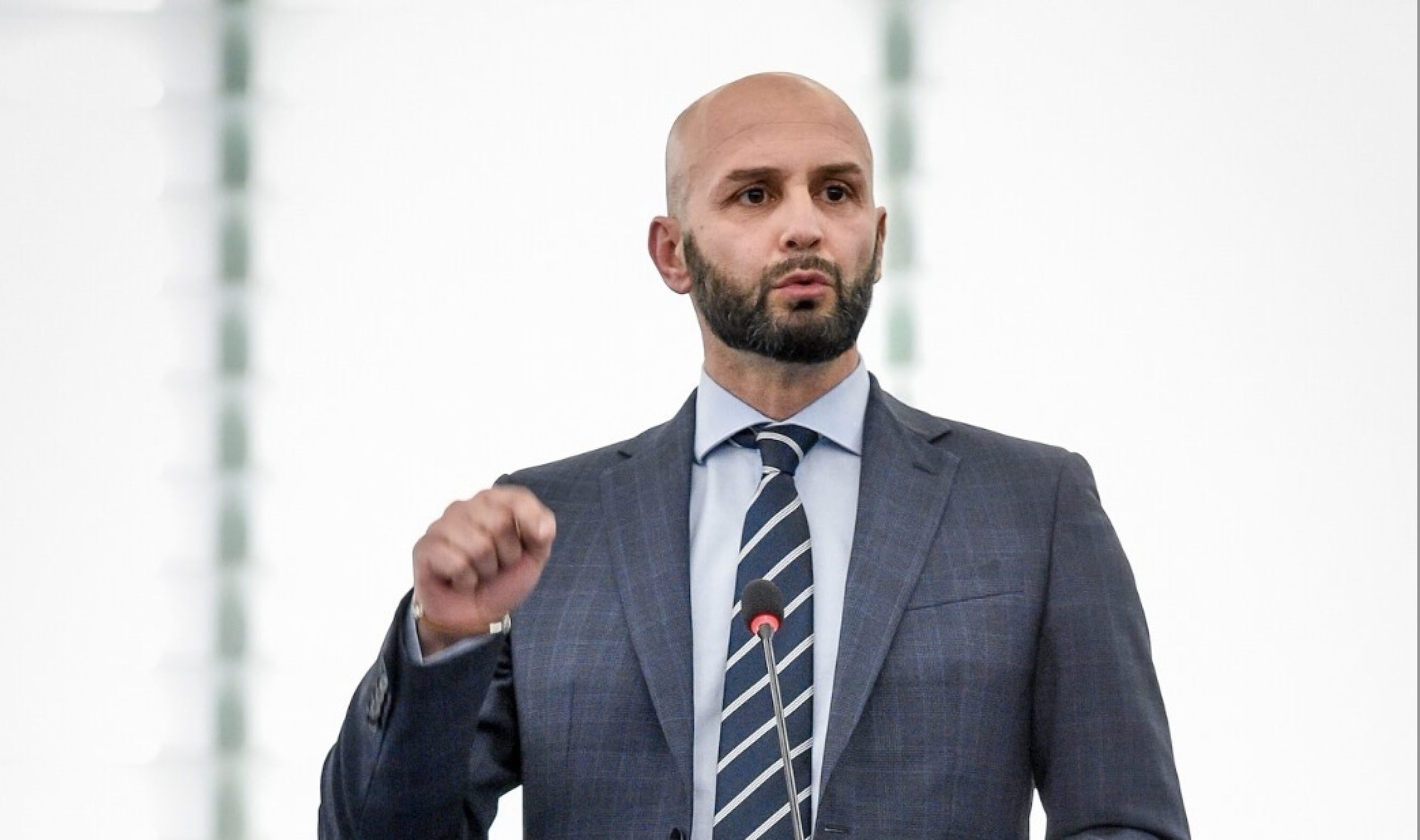 Terracina, quando uomini armati minacciarono famiglia del consigliere