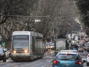 tram-19-tram-300x225.jpg