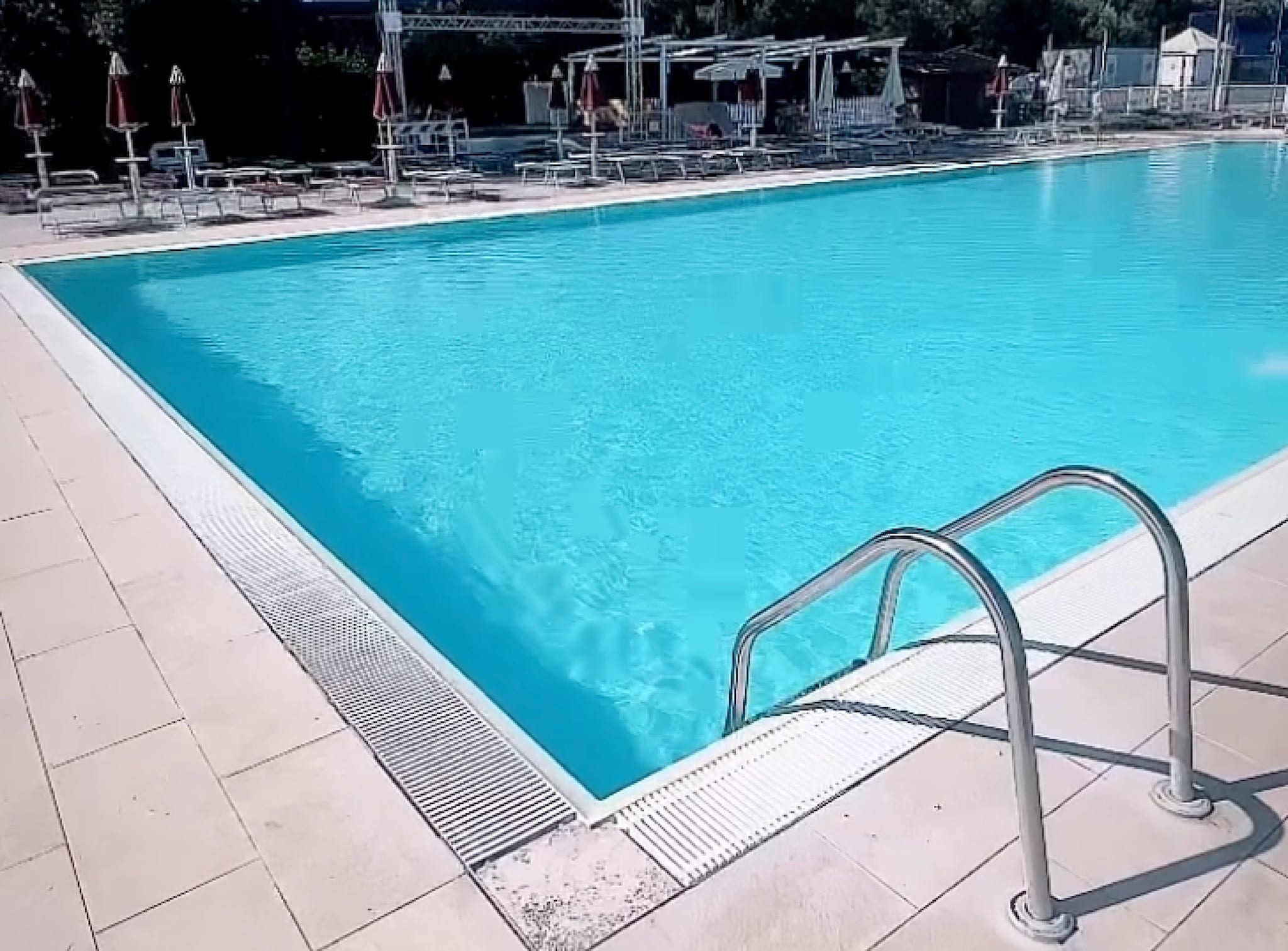 paura-a-roma-cinque-bimbi-intossicati-dal-cloro-in-piscina-grave-un