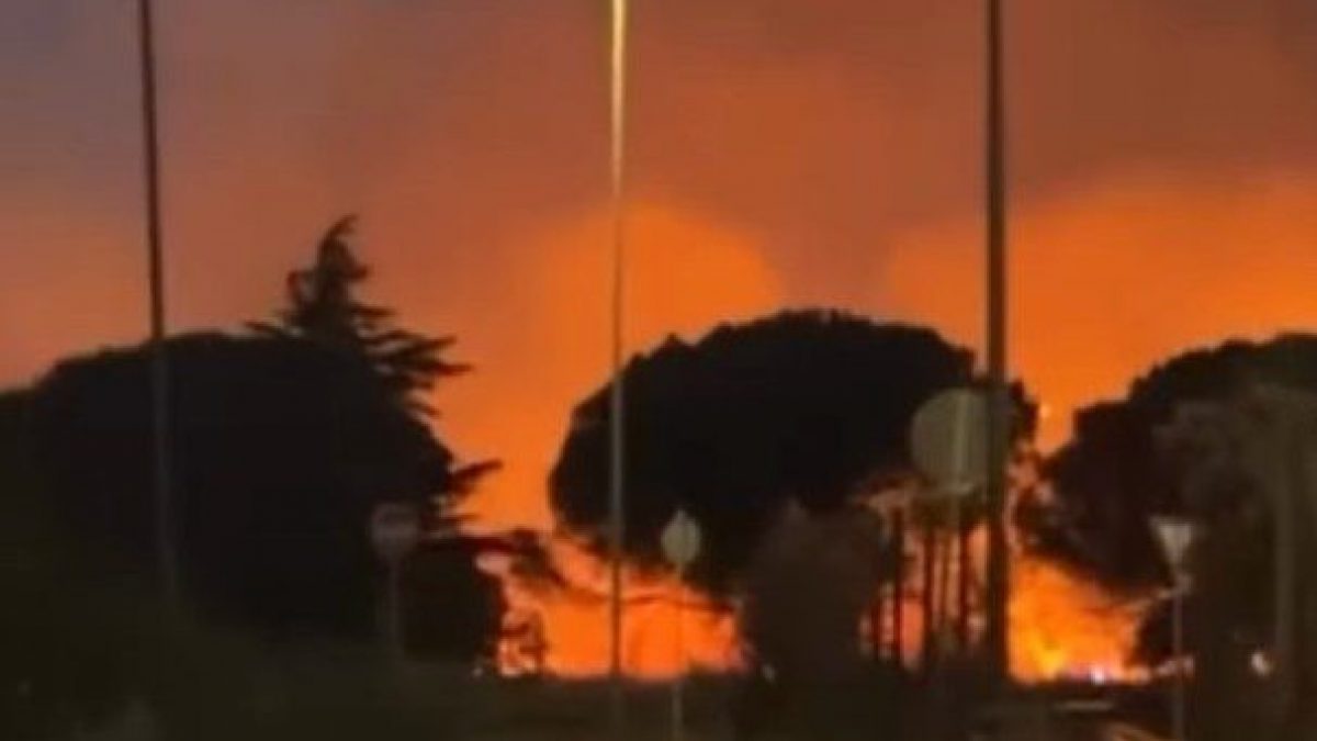 L’incendio in via di Salone (Frame dal video di Welcome to Favelas)