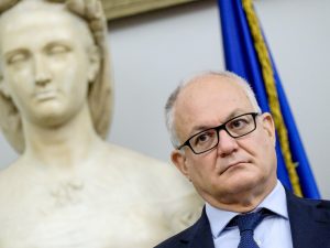 Roberto-Gualtieri-300x225.jpg
