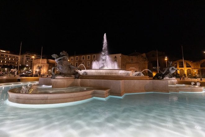 La Fontana delle Naiadi dopo il restauro.