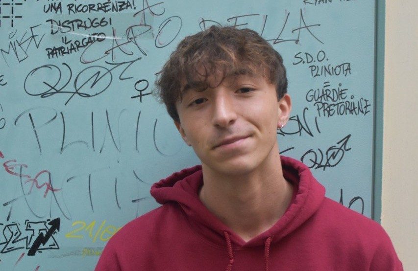 Studente al ministro Valditara: "Rifiuto il voto alla maturità, sistema scolastico è cieco e alienante"