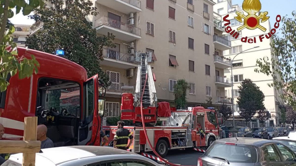 L’intervento dei vigili del fuoco.